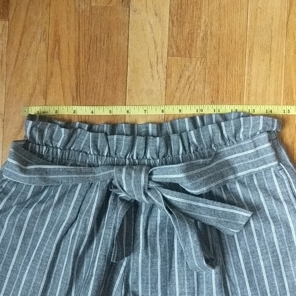 Striped Paperbag Shorts - Picture 6 of 8